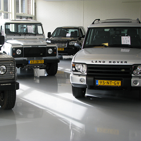 Epoxy gietvloer in showroom